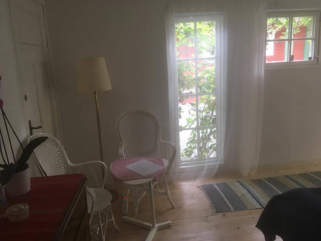 Stockholm B&B Cottage Nacka Exterior photo